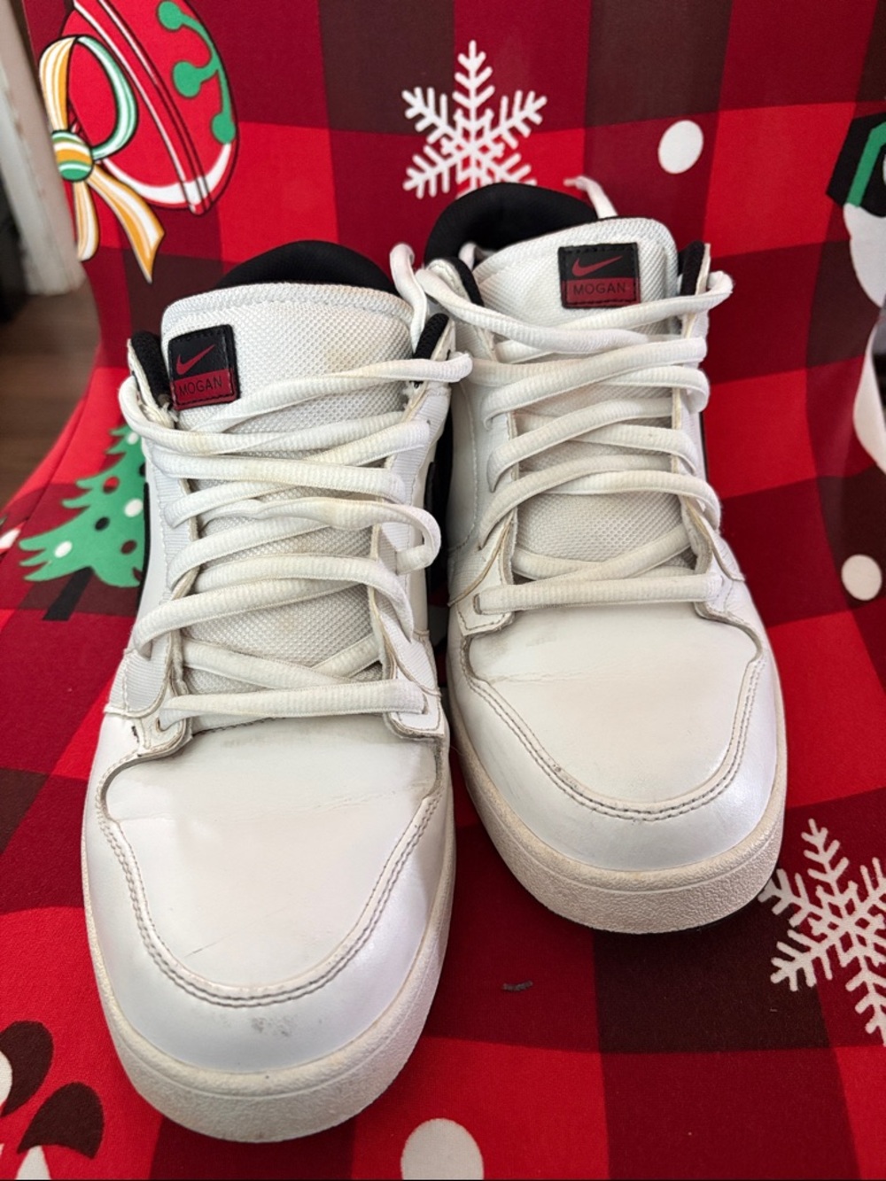 Nike Mogan White and Black Skate Shoes